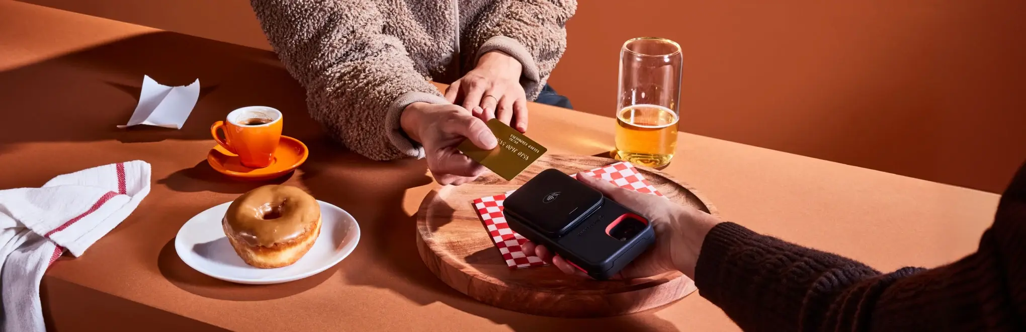 Lightspeed Launches Mobile Tap in Quebec, Expanding Tableside Payment Flexibility